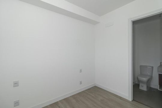 Quarto Suíte de apartamento para alugar com 1 quarto, 37m² em Jardim do Salso, Porto Alegre