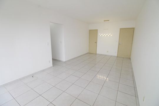 Sala de apartamento para alugar com 4 quartos, 133m² em Parque Residencial Aquarius, São José dos Campos