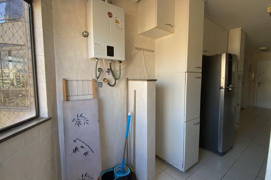Área de Serviço de apartamento para alugar com 3 quartos, 136m² em Braga, Cabo Frio