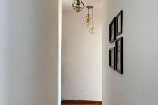 Corredor de apartamento à venda com 2 quartos, 54m² em Providencia, Belo Horizonte