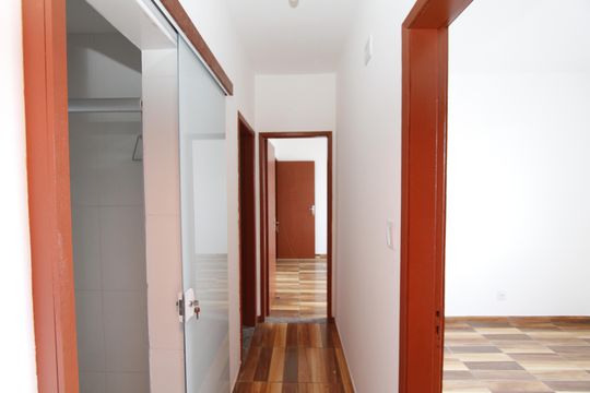 Corredor de apartamento para alugar com 2 quartos, 90m² em Barro Preto, Belo Horizonte