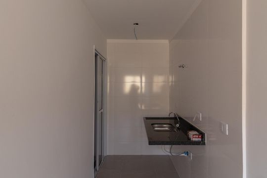 Sala e Cozinha de apartamento à venda com 2 quartos, 36m² em Guaianases, São Paulo
