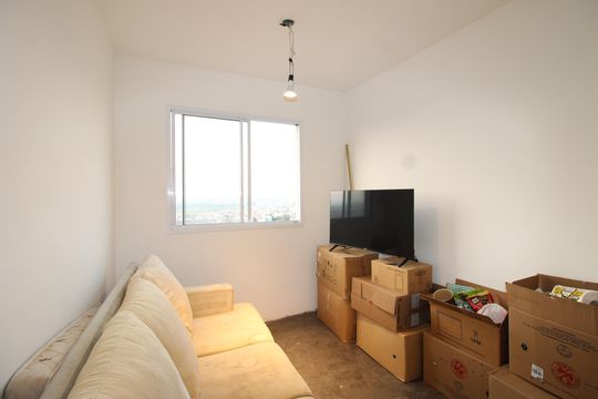 Sala de apartamento para alugar com 2 quartos, 43m² em Itaim Paulista, São Paulo