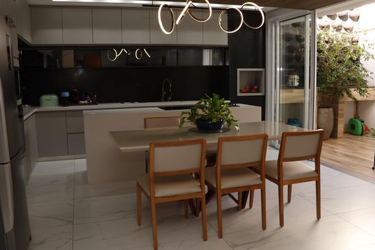 Cozinha de casa de condomínio à venda com 3 quartos, 125m² em Vila Jardim Vitoria, Goiânia
