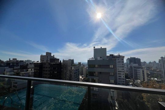 Apartamento para alugar com 3 quartos, 120m² em Auxiliadora, Porto Alegre