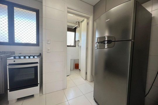 Cozinha de apartamento para alugar com 3 quartos, 120m² em Auxiliadora, Porto Alegre