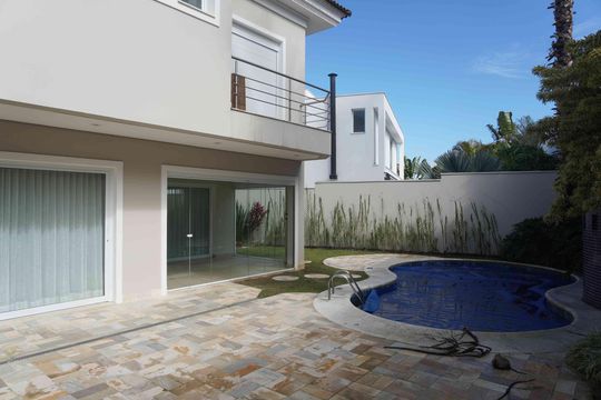 Casa de Condomínio para alugar com 2 quartos, 446m² em Residencial Morada dos Lagos, Barueri