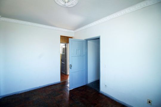 Sala de apartamento para alugar com 3 quartos, 55m² em Brás de Pina, Rio de Janeiro