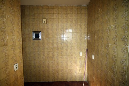 Cozinha de apartamento à venda com 3 quartos, 55m² em Brás de Pina, Rio de Janeiro