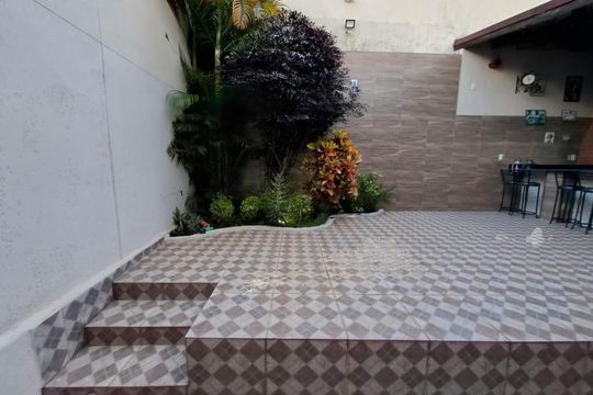 Casa à venda com 3 quartos, 284m² em Jardim dos Oliveiras, Campinas