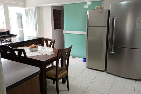 Casa à venda com 4 quartos, 201m² em Barcelona, São Caetano do Sul