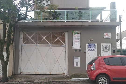 Fachada de casa para alugar com 1 quarto, 40m² em Vila Nova Cachoeirinha, São Paulo