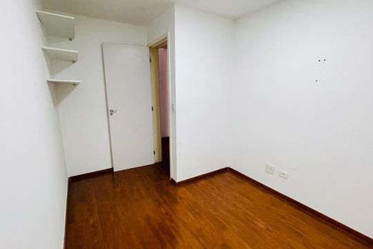 Quarto 2 de apartamento para alugar com 2 quartos, 50m² em Jardim Barro Branco, Cotia