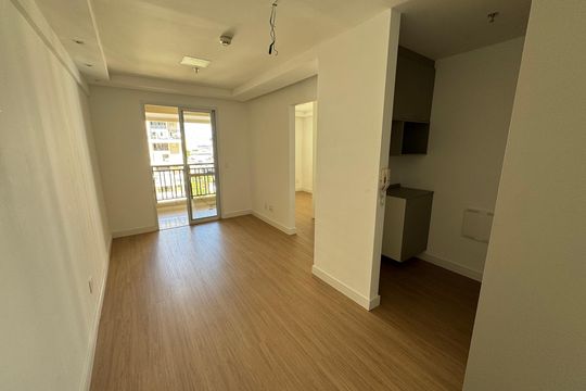 Sala de apartamento para alugar com 1 quarto, 42m² em Csg 3, Brasília