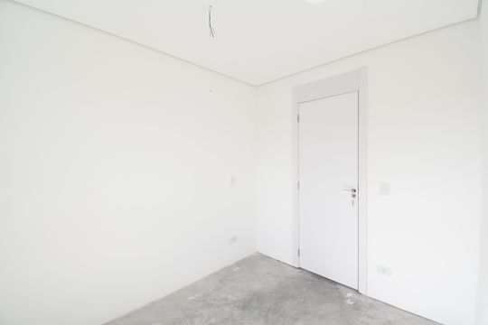 Quarto 2 de apartamento à venda com 2 quartos, 102m² em Centro, Curitiba