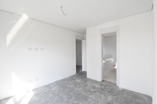 Suíte 1 de apartamento à venda com 3 quartos, 136m² em Centro, Curitiba