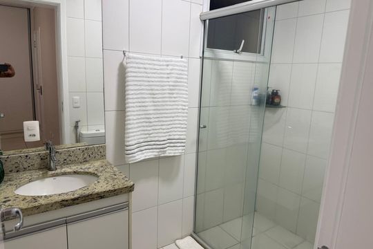 Banheiro de apartamento para alugar com 1 quarto, 54m² em Jardim Sao Luiz, Ribeirão Preto