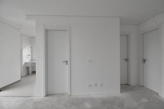 Sala de apartamento à venda com 2 quartos, 51m² em Centro, Curitiba
