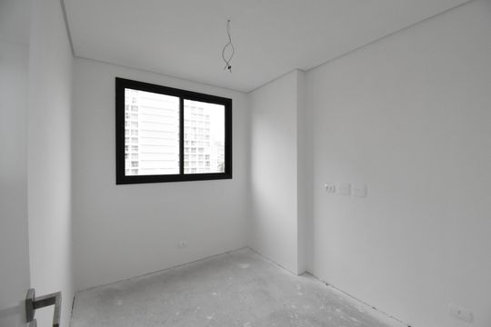 Quarto 2 de apartamento à venda com 2 quartos, 51m² em Centro, Curitiba