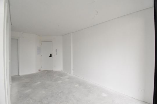 Sala de apartamento à venda com 2 quartos, 50m² em Centro, Curitiba