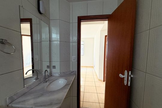 Banheiro 1 de apartamento para alugar com 3 quartos, 200m² em Granbery, Juiz de Fora