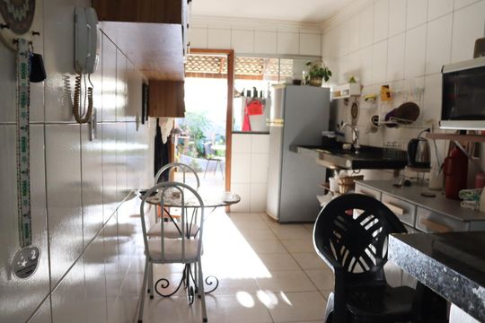 Casa à venda com 3 quartos, 142m² em Setor Faicalville, Goiânia