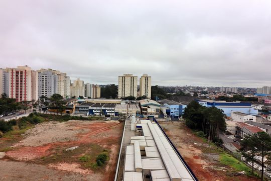 Sala Vista  de apartamento para alugar com 2 quartos, 61m² em Conjunto Habitacional Calux, São Bernardo do Campo