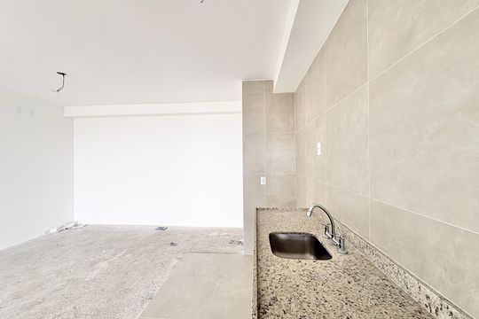 Cozinha de apartamento à venda com 3 quartos, 100m² em Parque Sao Domingos, São Paulo