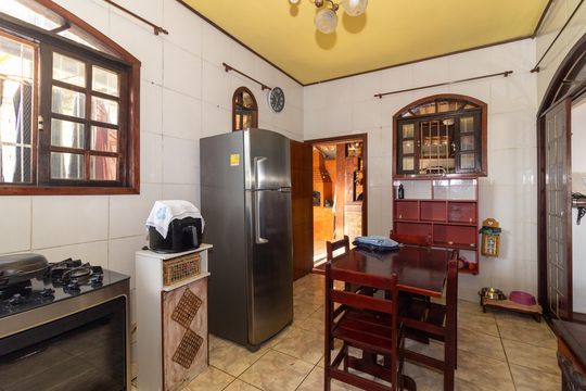 Cozinha de casa à venda com 3 quartos, 200m² em Realengo, Rio de Janeiro