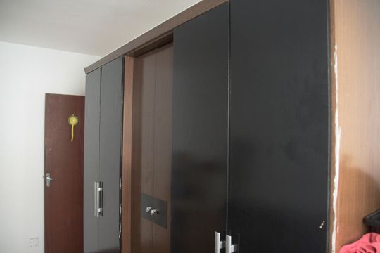 Armario Quarto 2 de apartamento para alugar com 2 quartos, 54m² em Paineiras, Juiz de Fora