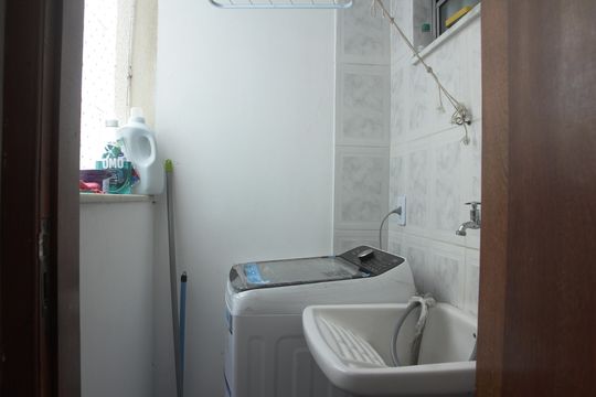 Área de Serviço de apartamento para alugar com 2 quartos, 54m² em Paineiras, Juiz de Fora