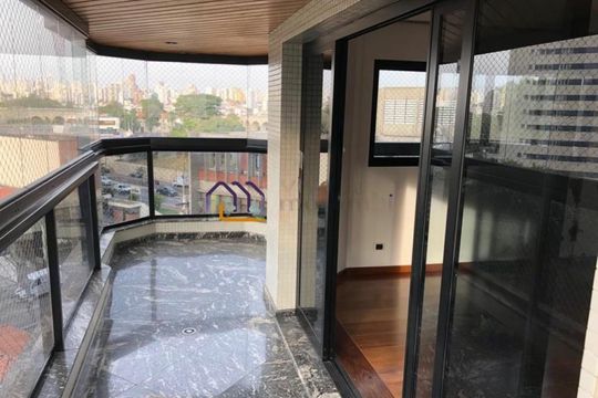 Apartamento para alugar com 4 quartos, 260m² em Indianópolis, São Paulo