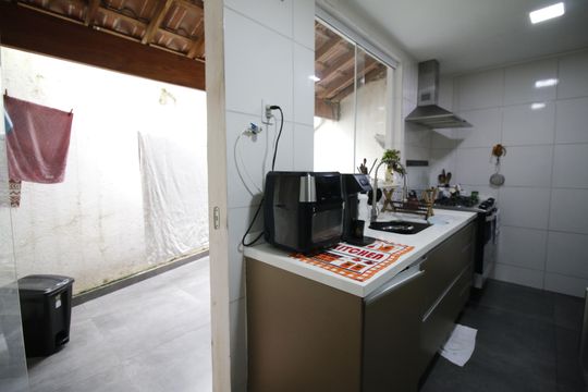 Casa à venda com 3 quartos, 150m² em Taquara, Rio de Janeiro