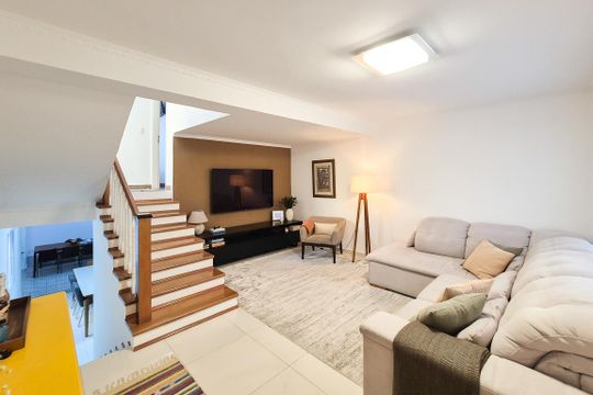 Casa à venda com 3 quartos, 201m² em Parque Terra Nova, São Bernardo do Campo