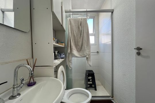 Banheiro Social de apartamento à venda com 2 quartos, 48m² em Arvoredo Ii, Contagem
