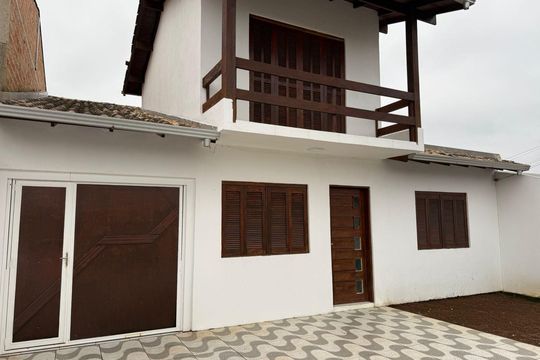 Entrada de casa para alugar com 4 quartos, 200m² em Campina, São Leopoldo