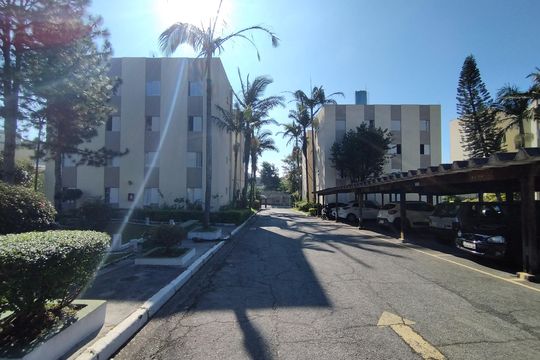 Área comum de apartamento para alugar com 2 quartos, 61m² em Vila Liviero, São Paulo