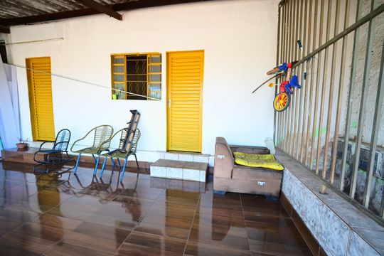 Fachada de casa à venda com 11 quartos, 432m² em Jardim Petropolis, Goiânia