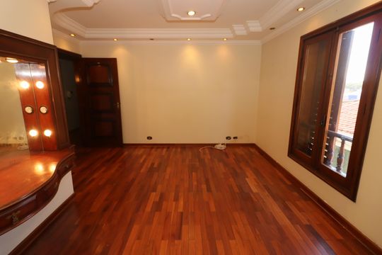 Suíte 1 de casa à venda com 3 quartos, 300m² em Vila Yara, Osasco