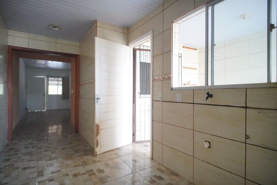 Cozinha de casa para alugar com 2 quartos, 79m² em Ipiranga, Sapucaia do Sul