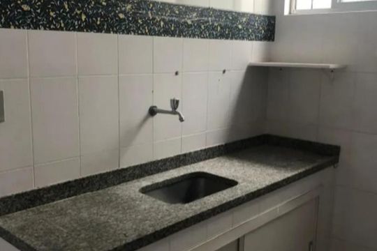 Cozinha de apartamento para alugar com 1 quarto, 58m² em Vila Ipiranga, Porto Alegre