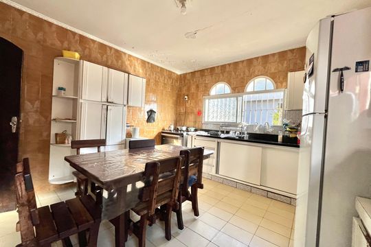 Cozinha de casa à venda com 4 quartos, 400m² em Vila Monte Alegre, São Paulo