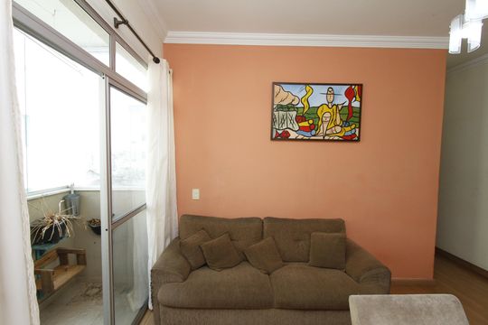 Sala de apartamento para alugar com 2 quartos, 116m² em Estrela Dalva, Belo Horizonte