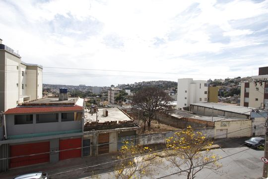 Vista de apartamento para alugar com 2 quartos, 116m² em Estrela Dalva, Belo Horizonte