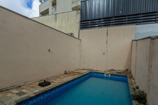Piscina de casa para alugar com 3 quartos, 300m² em Baeta Neves, São Bernardo do Campo