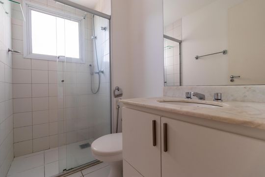 Banheiro da Suíte 02 de apartamento para alugar com 3 quartos, 108m² em Parque Prado, Campinas