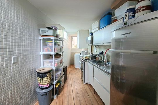 Cozinha e Área de Serviço de casa para alugar com 4 quartos, 140m² em Brotas, Salvador