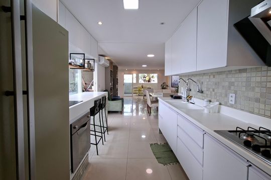 Cozinha de casa para alugar com 4 quartos, 140m² em Brotas, Salvador