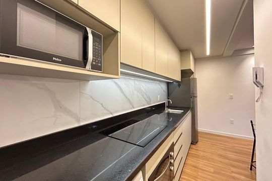 Cozinha de kitnet/studio para alugar com 1 quarto, 39m² em Saco dos Limões, Florianópolis