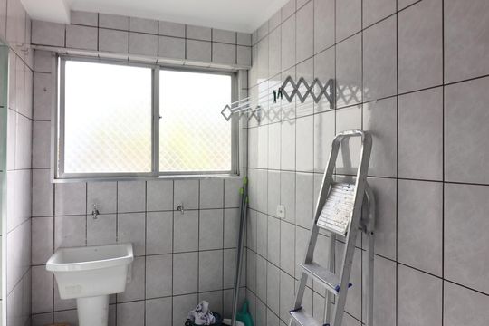 Área de Serviço de apartamento para alugar com 2 quartos, 115m² em Baeta Neves, São Bernardo do Campo